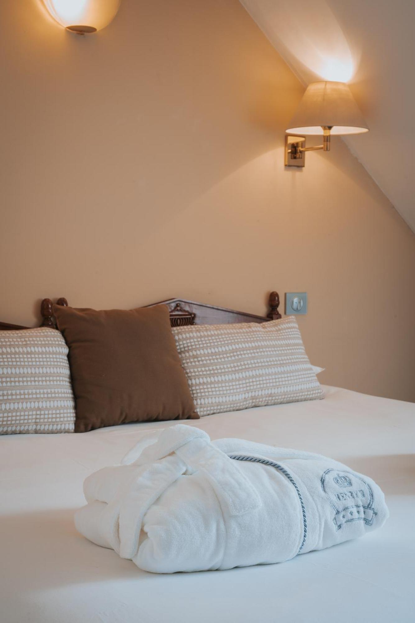 Hotel Henry II Beaune Centre Eksteriør billede